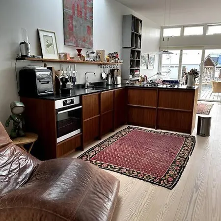 Unique Boathouse. بيت للعطل *
