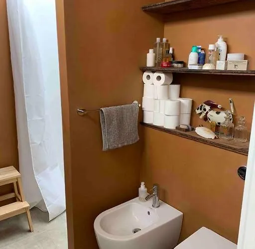 Holiday home Unique Boathouse.