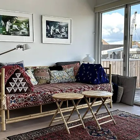 Unique Boathouse. Casa de Férias Copenhaga
